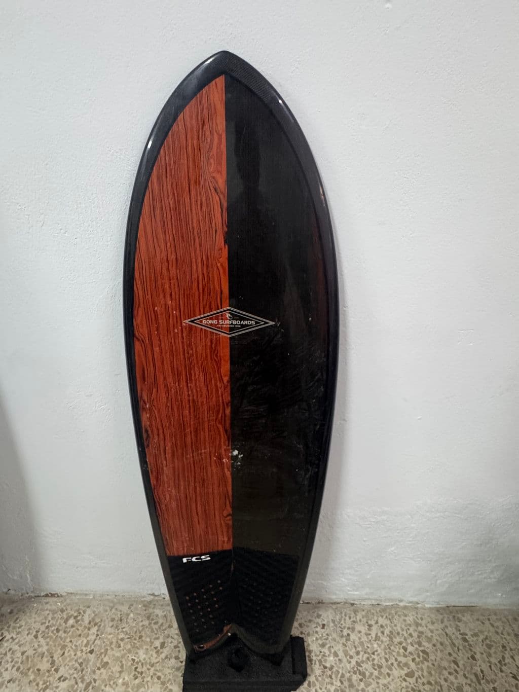 Gong Surfboards Imperatrice 5'2" 30L